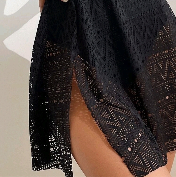 🆕️One piece swimsuit - Picture 3 of 6